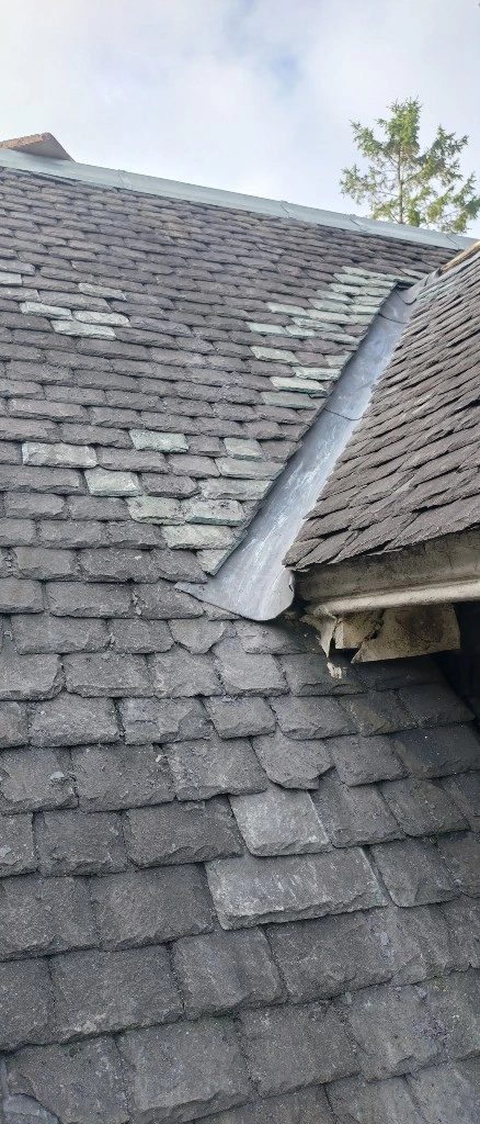 Slate roof with lead valley